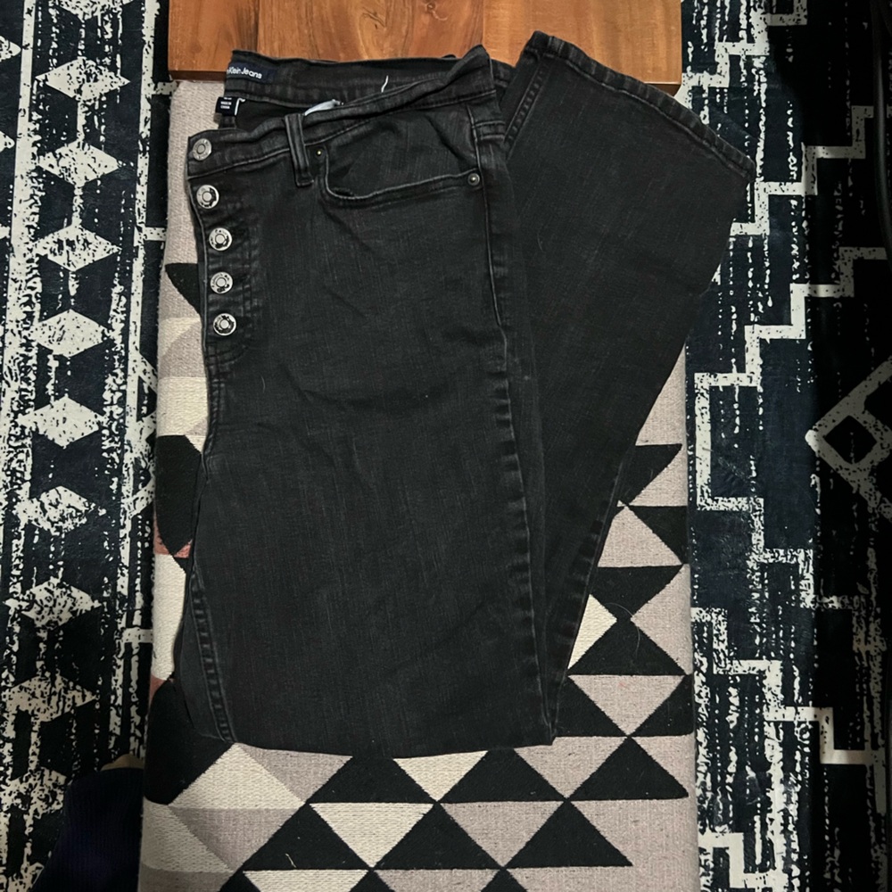 Stylish Black Women's Jeans